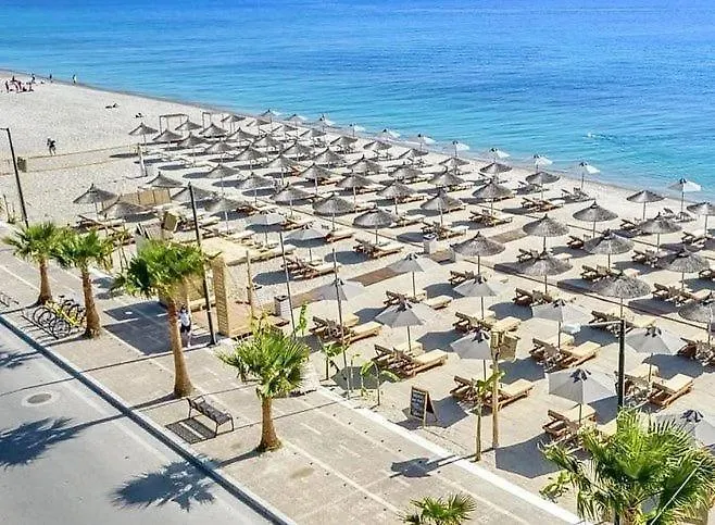 Connie's House شقة بلدة كوس