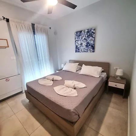Connie's House Appartement Kos-stad