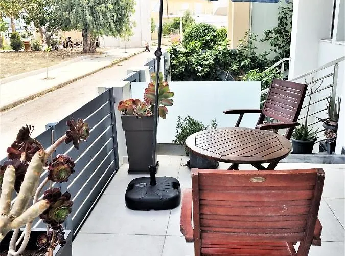 Connie's House Apartman Kosz