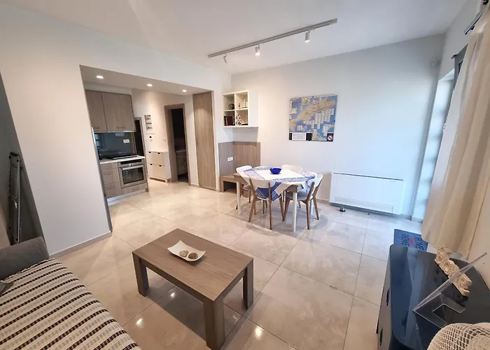 Connie's House Apartman