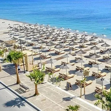 Connie's House Lägenhet Kos