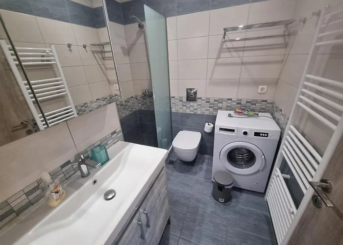 Apartament Connie's House *